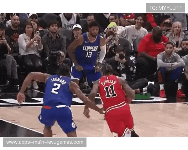 公牛连续防守回合抵挡对手攻势